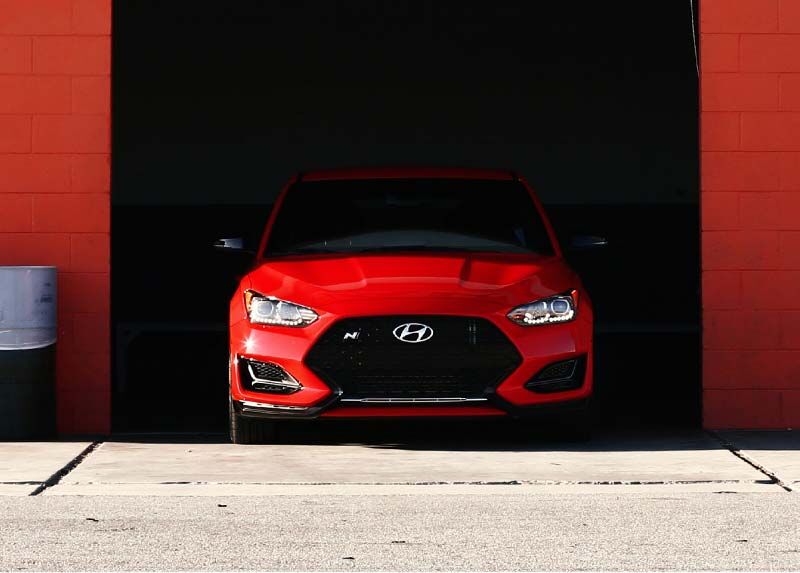 What do experts say about Veloster N?