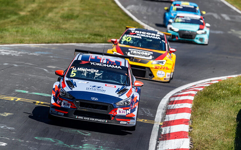 BRC Racing Team Celebrates Victory with i30 N TCR | Hyundai N -01
