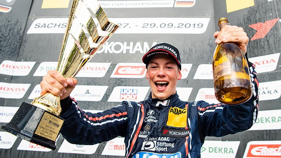 i30 N TCR Driver Max Hesse for German Title | Hyundai N -01