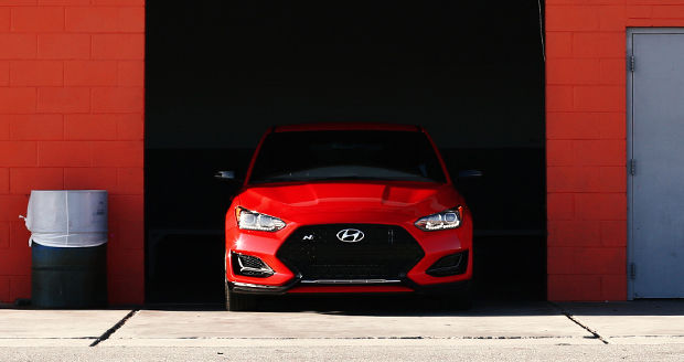 What do experts say about Veloster N?
