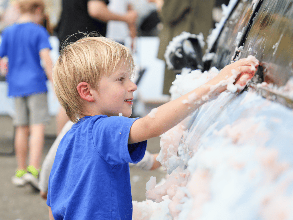 N Bubble car wash image