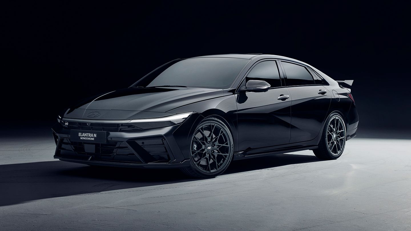 ELANTRA N MONOCHROME Front Quarter