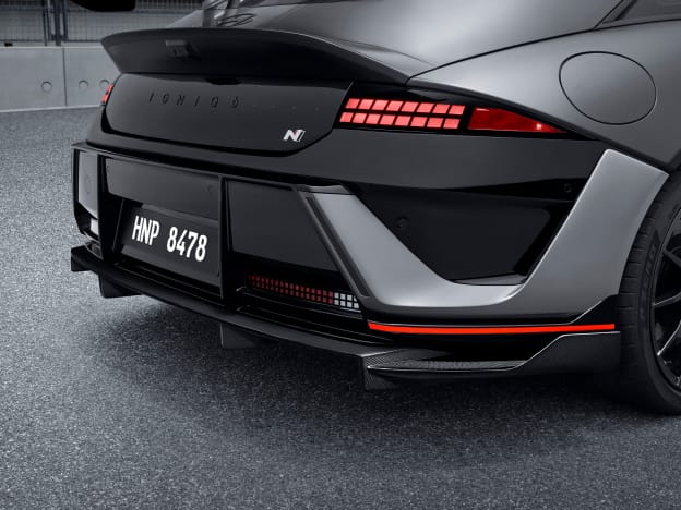 Carbon Fiber Body-kit  02