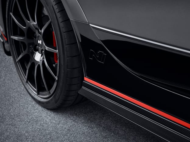Carbon Fiber Body-kit  03