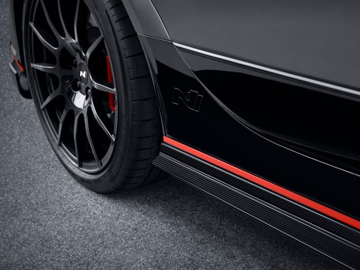 Carbon Fiber Body-kit  03